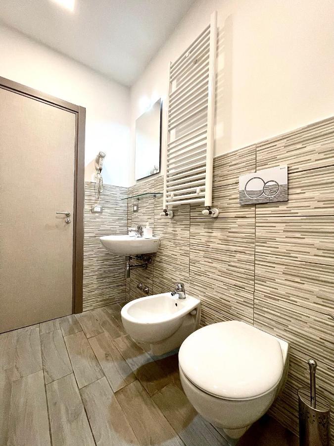Colosseum Guest House Rome Extérieur photo